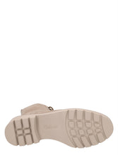 Translation missing: fi.sections.featured_product.gallery_thumbnail_alt